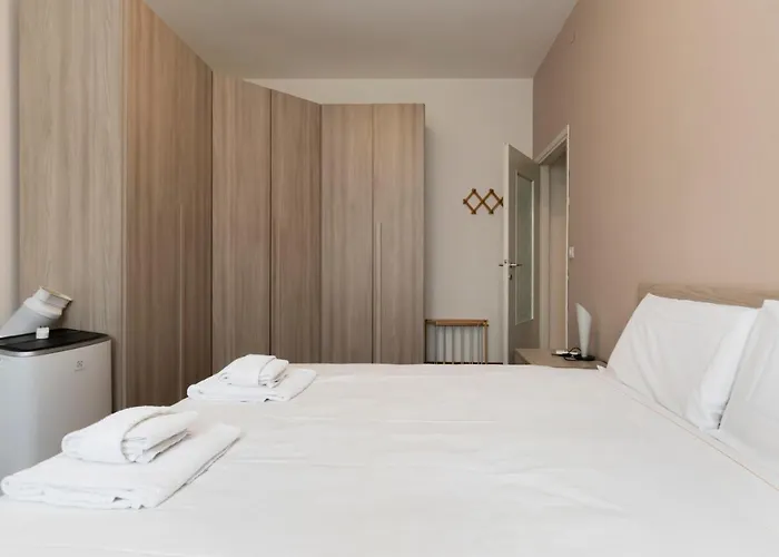 Apartment I Host - Giambellino 40